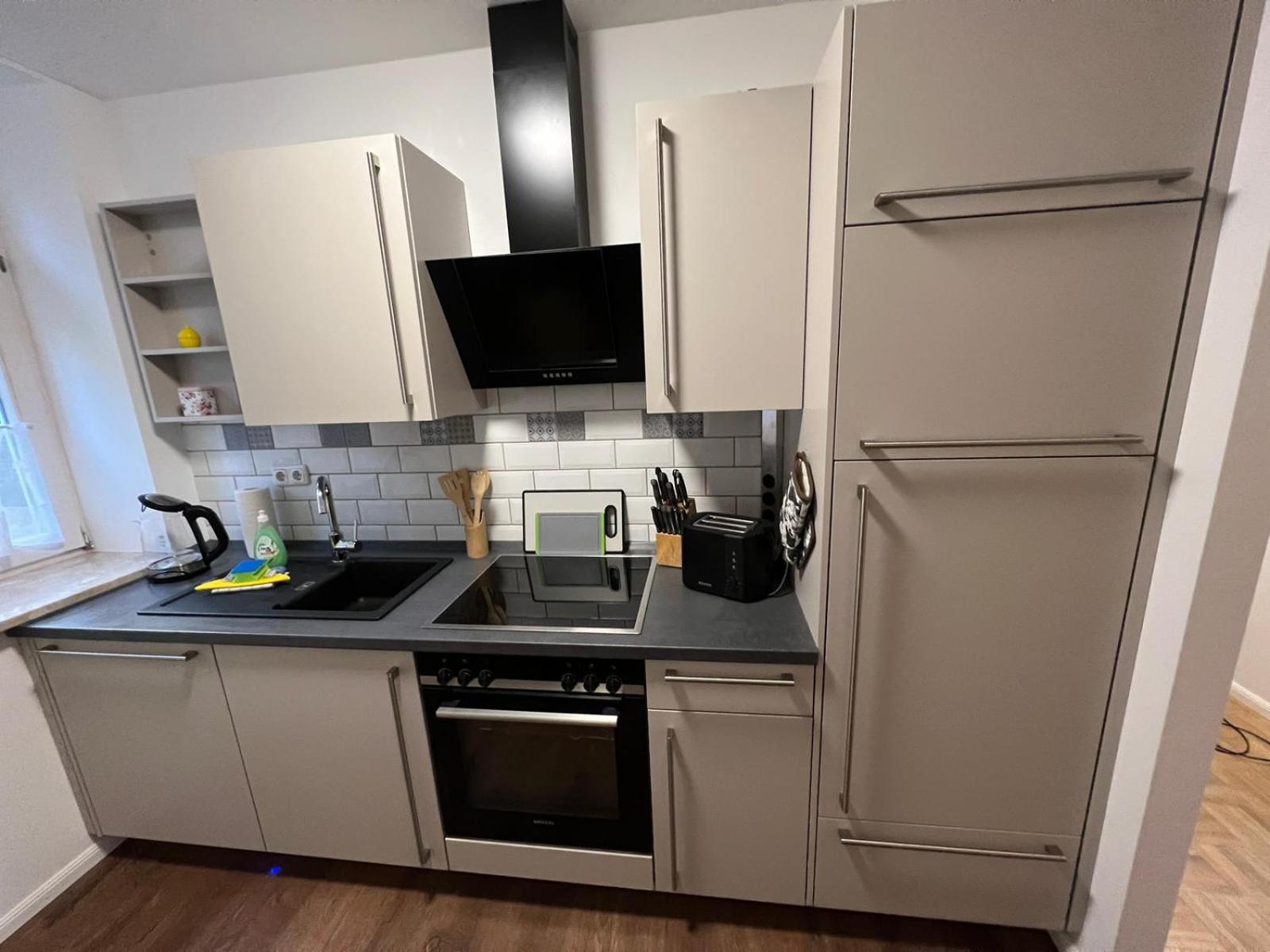 Apartment Bernstein Ruhig, Familienfreundlich Mit Garten Rostock Exterior foto
